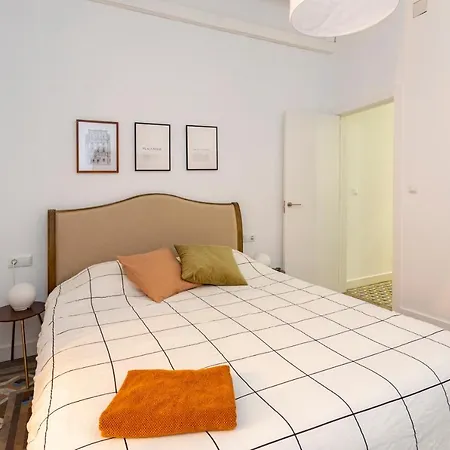 Gothic & Studio Apartment