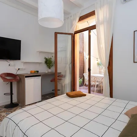 Apartment Gothic & Studio *